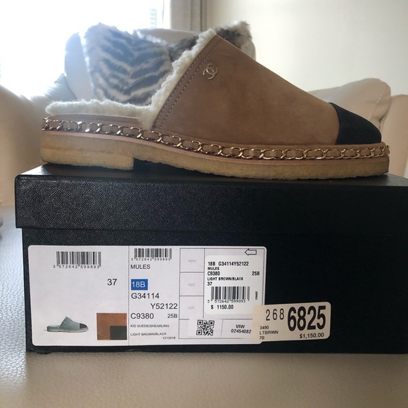 ❌SOLD❌NIB Chanel Suede & Shearling Slide - Picture 7 of 8